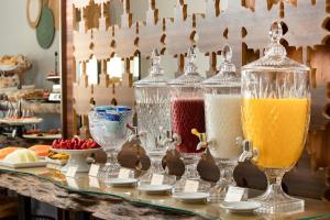 Altitude Lodge Hotel
