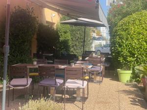 Hotels Kyriad Direct Montpellier Saint Jean De Vedas - La Peyriere : photos des chambres