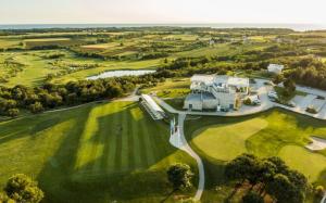 Casa Monterosso - great sea view, free parking, large terrace, near the sea