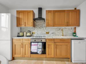 Spacious and Modern Sea Side apartment - Pass the Keys