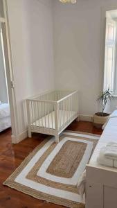 Casa das Flores 4BR + Office Space and AC