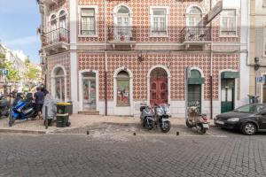 Casa das Flores 4BR + Office Space and AC