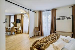 Beautiful 2BDR near the Eiffel Tower