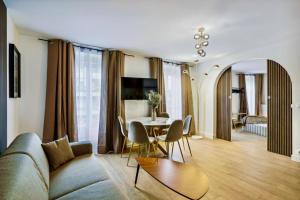 Beautiful 2BDR near the Eiffel Tower