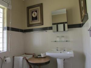 Acacia House Executive Suite