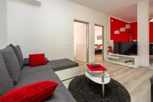 Apartments Lucija 