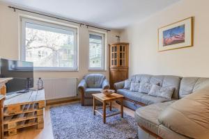Cosy Pet-friendly flat w balcony @ Orczy Garden