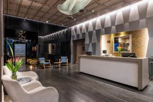 Hotel 100 Luxury Suites by Preferred