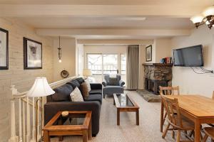 Aspen Townhouse East Unit 7, Exceptional Location