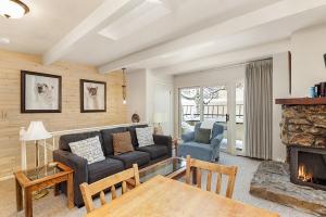 Aspen Townhouse East Unit 7, Exceptional Location