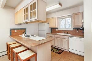 Aspen Townhouse East Unit 7, Exceptional Location