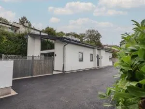 Bryn Cae - Penrhyn Bay