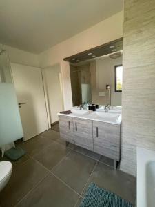 Villas Maison Bijou 3 chambres a 10min de DisneyLand Paris : photos des chambres