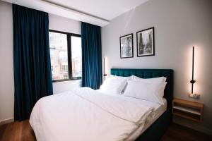 Barrikada Str Modern Apartments - THE NEST