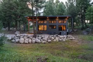 Luxurious And Tranquil Modern Mountain Cabin - Anaconda