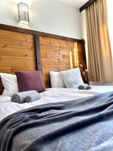 Red House Family house