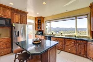 Lake Arrowhead Home w 3 Decks & Stunning Views!