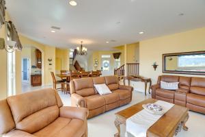 Lake Arrowhead Home w 3 Decks & Stunning Views!