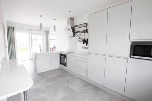 Guest House with hot tub - Boyle