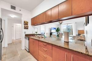 Modern 1 Bed in the Heart of Brickell With Free Parking