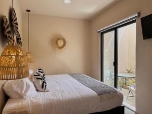 Xaman - Boutique Studios