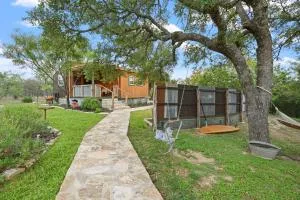 Outlaw Love - Morris Ranch