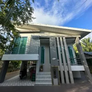 อิงแลนด์เฮ้าส์แอนด์พูล England8House&Pool - Ban Khao Noi