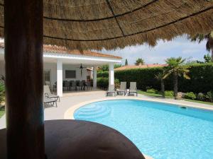 Casa junto al mar, piscina privada, mascotas y playa canina, WiFi gratis - ES-184-15