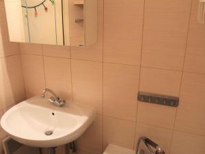 Studio cosy avec balcon, 4 couchages à Vars, proche pistes et commerces - FR-1-330B-211