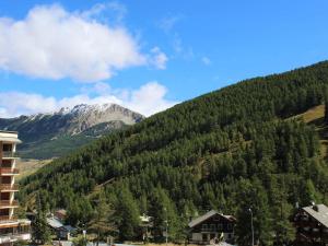 Studio cosy avec balcon, 4 couchages à Vars, proche pistes et commerces - FR-1-330B-211