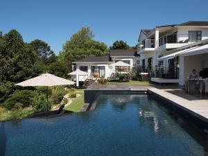 Cambalala Guest House