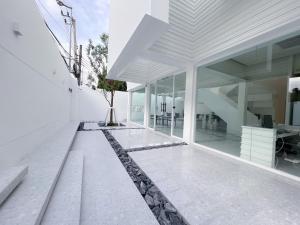 Matini Hostel grandstation