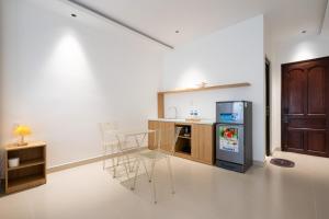 Peninsula Serviced Apartment
