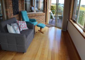 Kiama Cottage beside the Bay