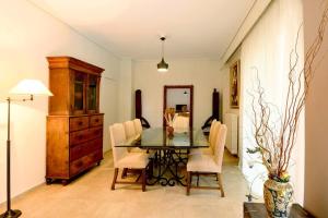 Quiet Family apartment with Garden and Balconies