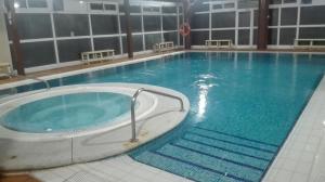 Apartamentos Sueño Nevado con Piscina a pie de Telesilla