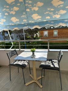 Modern Apartment Near the Beach