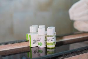 Lily 3BHK by Wabi Sabi Stays with Private Balcony