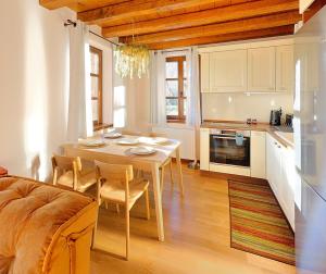 Μελιάδες - Ίδη