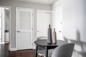 Sunnyvale 1BR w Gym Pool Courts nr Tech HQs SFO-367