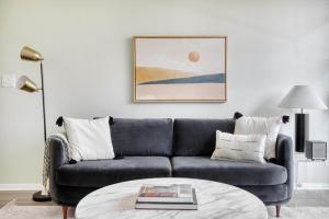 Beverly Hills 1BR nr the Grove Rodeo Drive LAX-541