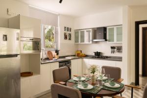 El Rosario 2BHK Apartments-Near Candolim-Common pool-Wifi-24 hour Security