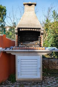 7+1 BEDROOM PRIVATE VILLA, HEATED POOL, GAMES, BBQ