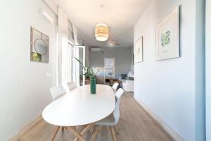 Trendy Penthouse by the Bullring