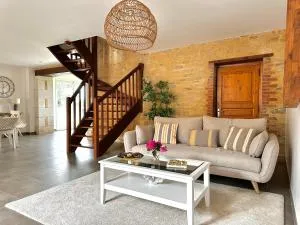 Sweet Omaha - Surrain