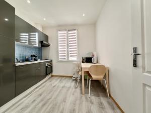 Appartements Foch 3 by Booking Guys : Appartement 1 Chambre