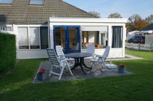 Kustverhuur, Park Schoneveld, Duinroos 181