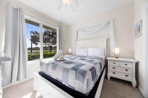 Lakeview Family Haven in Kissimmee - Heated Pool & Scenic Views