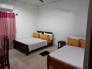 LLT Tourist Inn and Safari Jeep