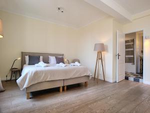 Nestor&Jeeves - PALAIS MASSENA - pedestrian street, very close sea